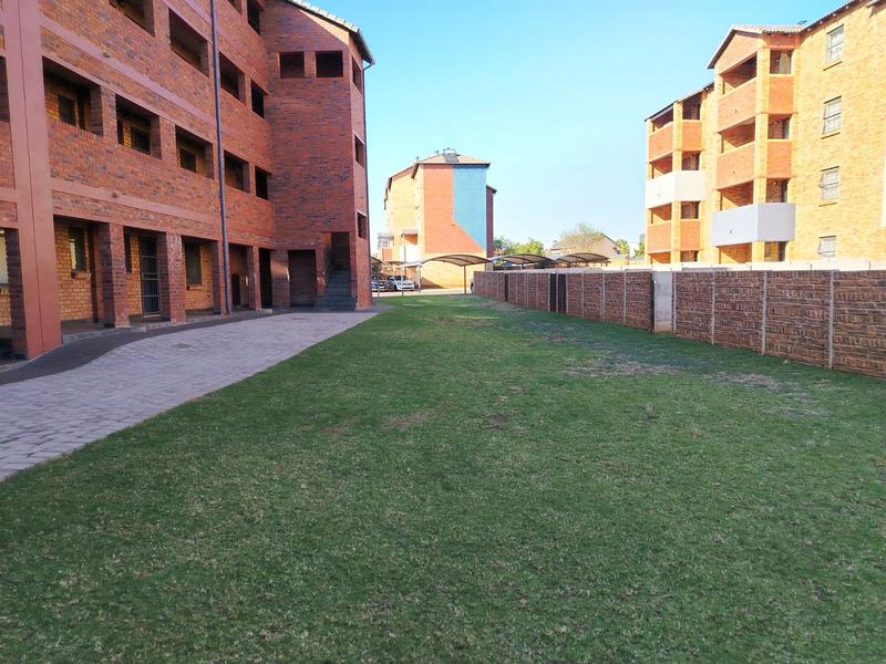 2 Bedroom Property for Sale in Montana Gauteng