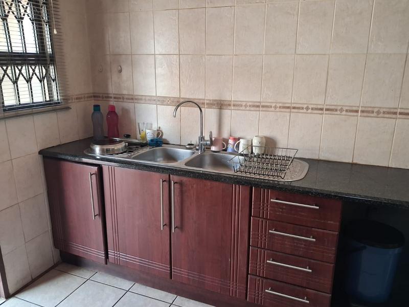 4 Bedroom Property for Sale in Dawn Park Gauteng