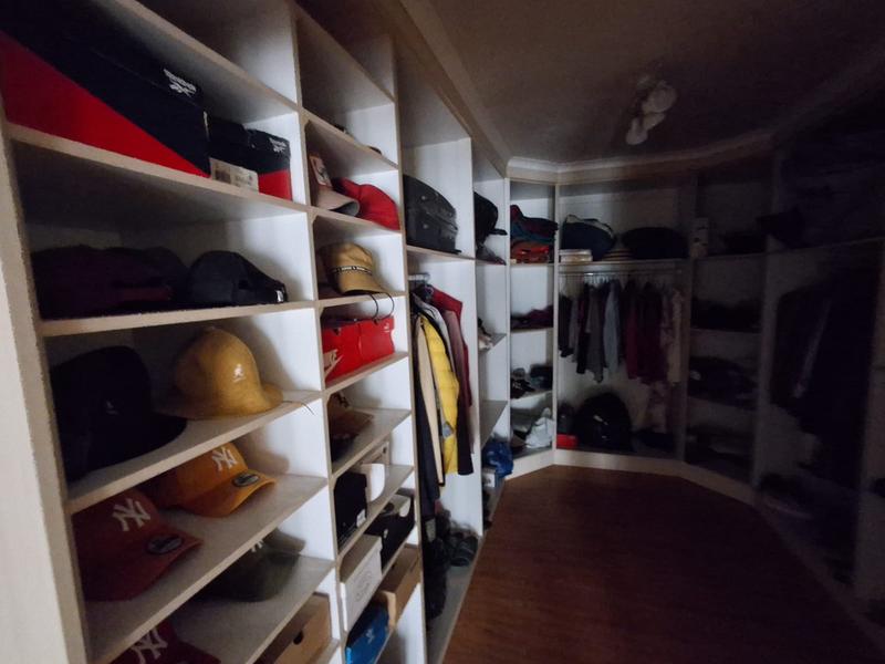 4 Bedroom Property for Sale in Dawn Park Gauteng