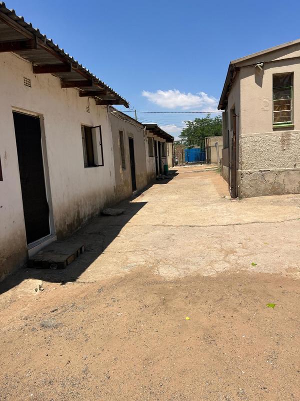 29 Bedroom Property for Sale in Delville Gauteng