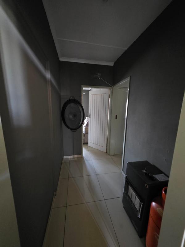 1 Bedroom Property for Sale in Kempton Park Gauteng