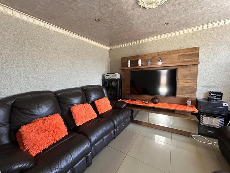 7 Bedroom Property for Sale in Springs Gauteng