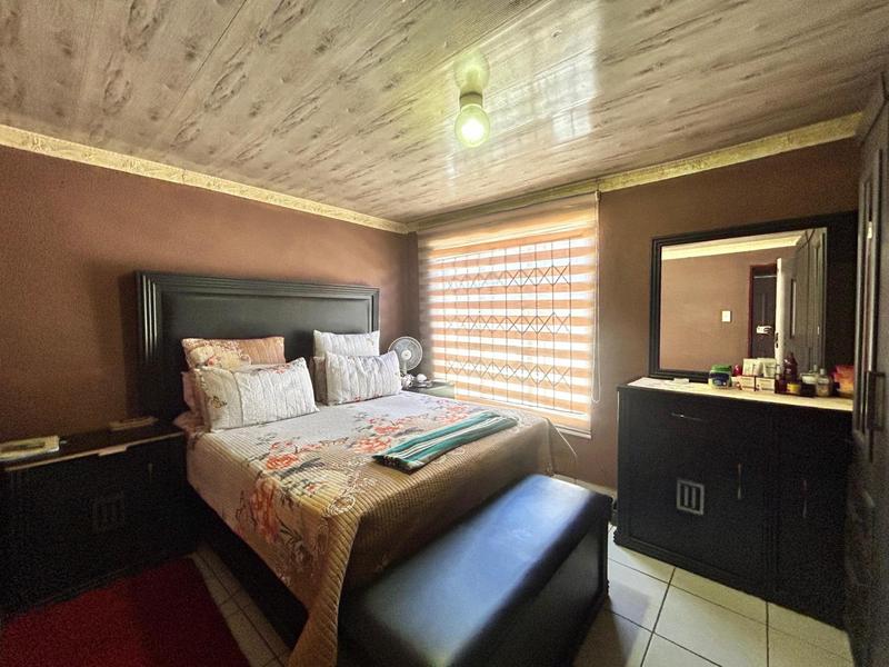 7 Bedroom Property for Sale in Springs Gauteng