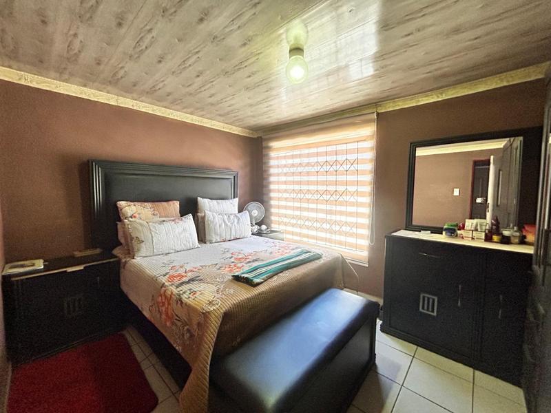 7 Bedroom Property for Sale in Springs Gauteng
