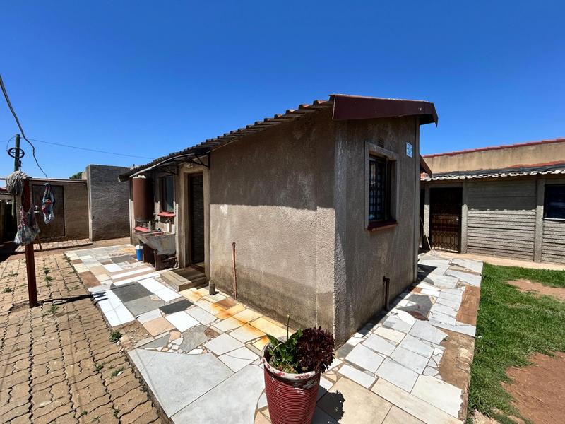 7 Bedroom Property for Sale in Springs Gauteng