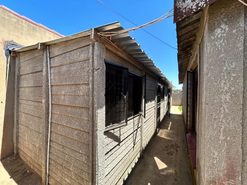 7 Bedroom Property for Sale in Springs Gauteng