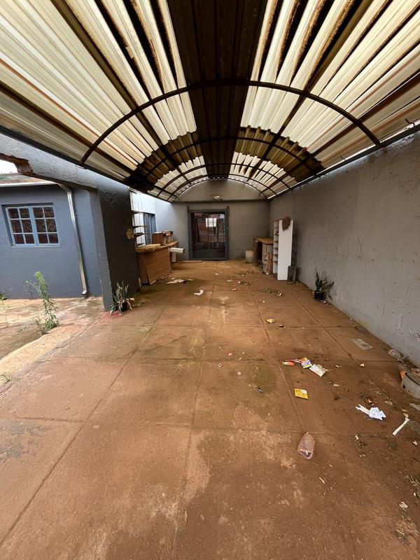 3 Bedroom Property for Sale in Protea Glen Gauteng
