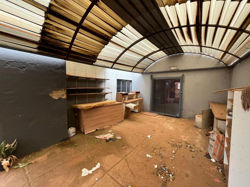 3 Bedroom Property for Sale in Protea Glen Gauteng