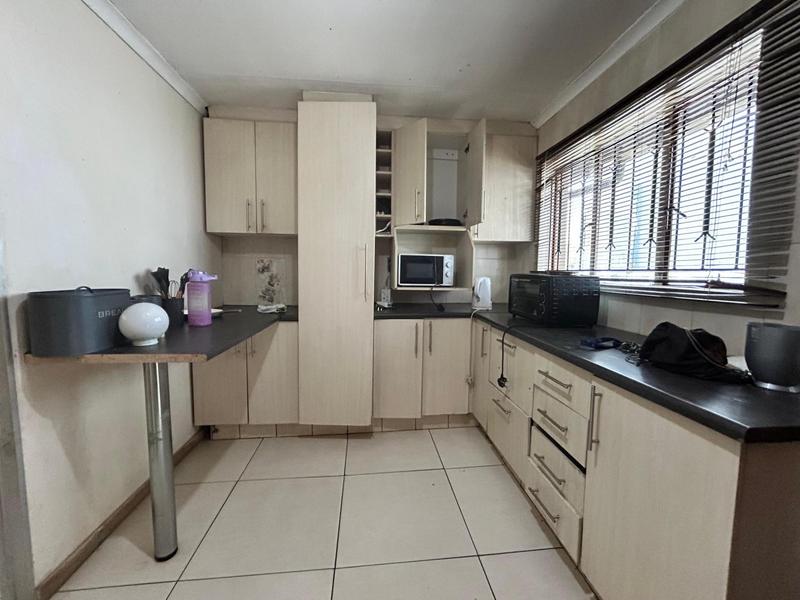 3 Bedroom Property for Sale in Cloverdene Gauteng
