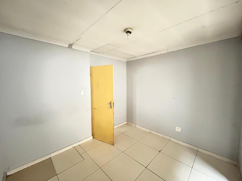 3 Bedroom Property for Sale in Cloverdene Gauteng