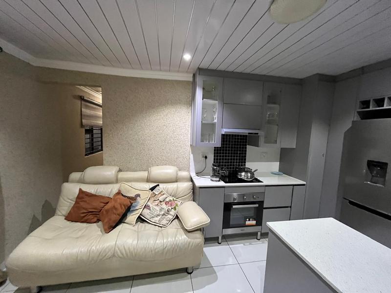 2 Bedroom Property for Sale in Lufhereng Gauteng