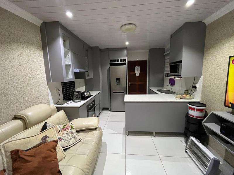 2 Bedroom Property for Sale in Lufhereng Gauteng