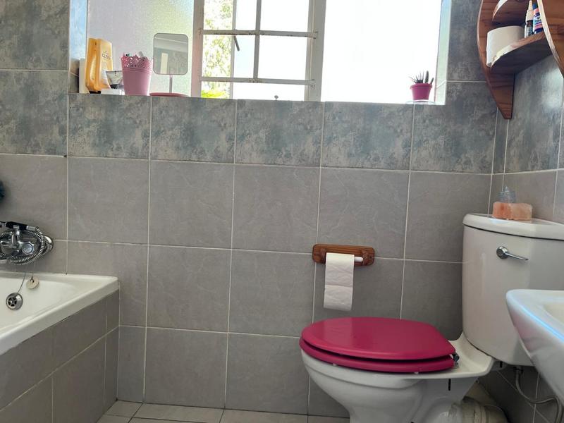 To Let 3 Bedroom Property for Rent in Aston Manor Gauteng