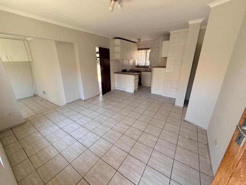 2 Bedroom Property for Sale in Birchleigh Gauteng