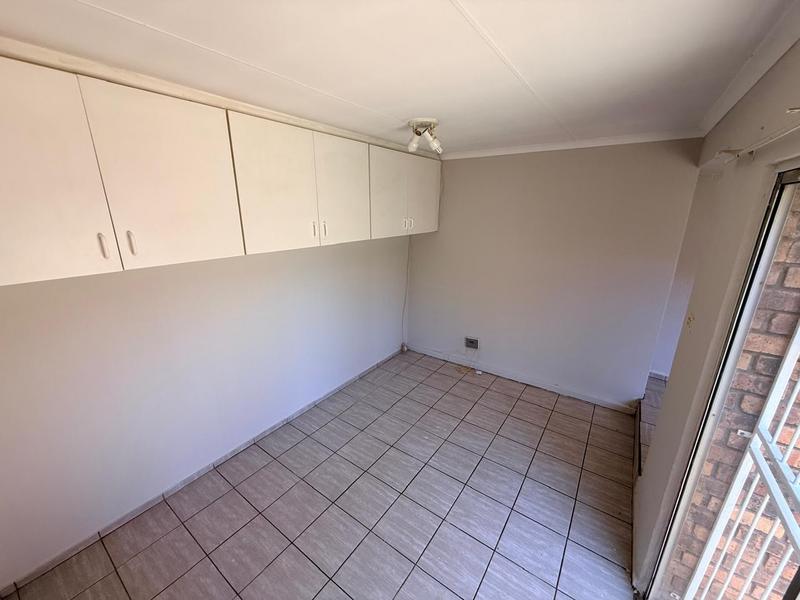 2 Bedroom Property for Sale in Birchleigh Gauteng