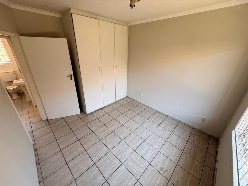2 Bedroom Property for Sale in Birchleigh Gauteng