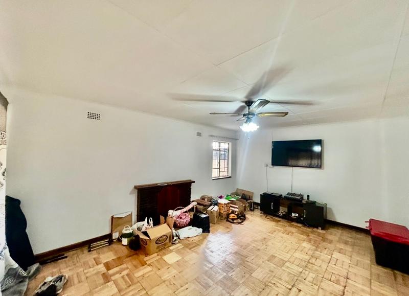 3 Bedroom Property for Sale in Vanderbijlpark CW 5 Gauteng