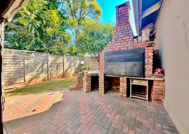 3 Bedroom Property for Sale in Vanderbijlpark CW 5 Gauteng