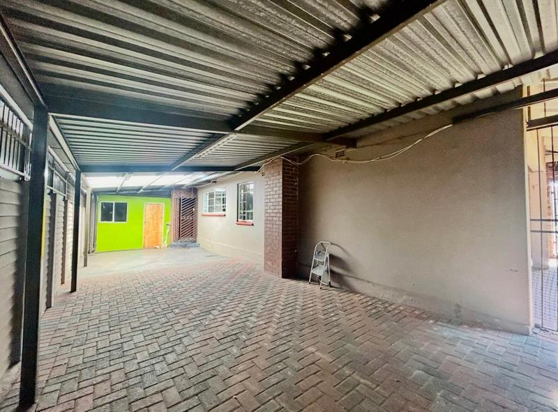 3 Bedroom Property for Sale in Vanderbijlpark CW 5 Gauteng
