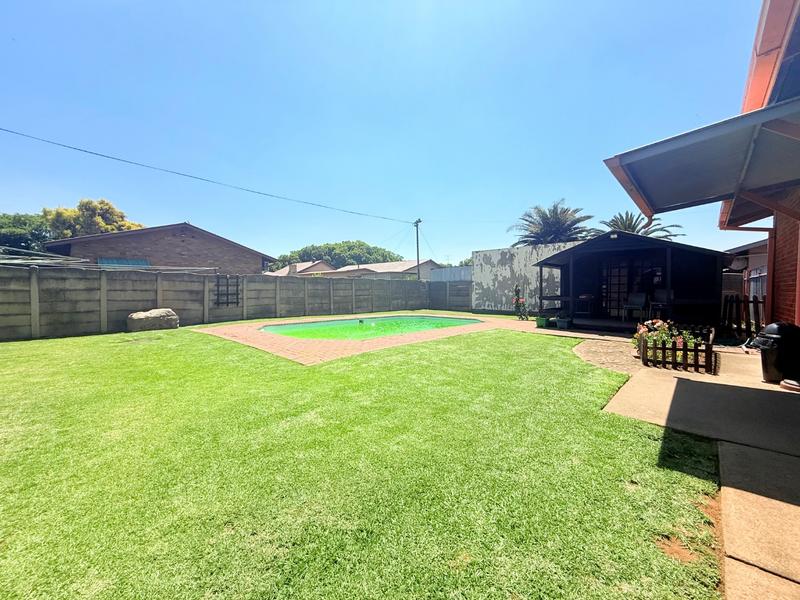 3 Bedroom Property for Sale in Vanderbijlpark SW 1 Gauteng