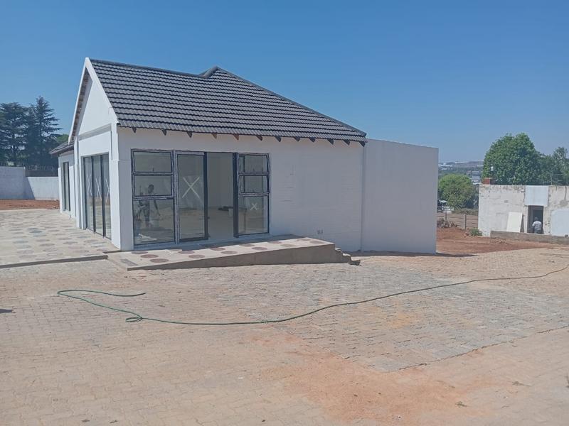 To Let commercial Property for Rent in Edenvale Gauteng