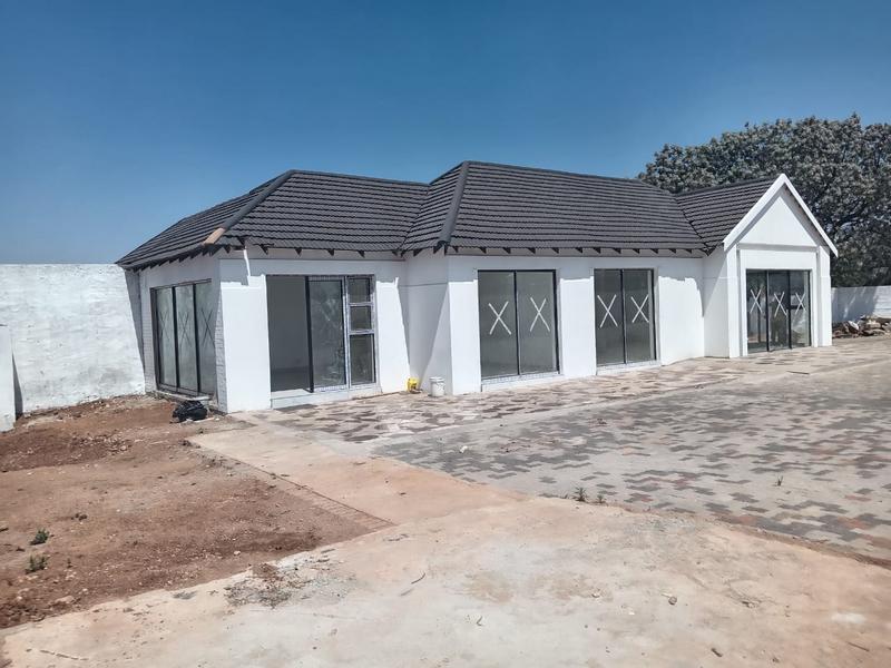 To Let commercial Property for Rent in Edenvale Gauteng