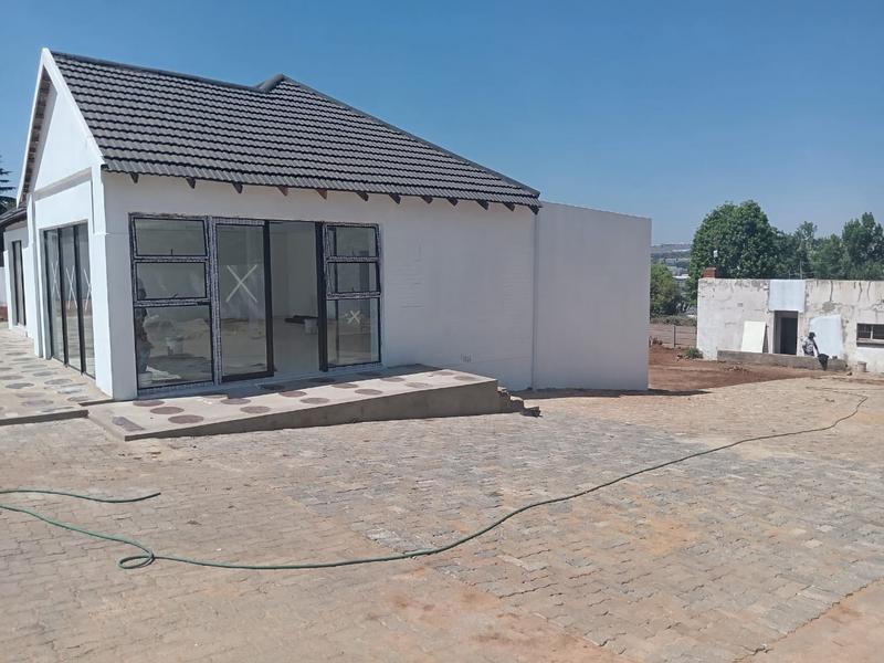 To Let commercial Property for Rent in Edenvale Gauteng