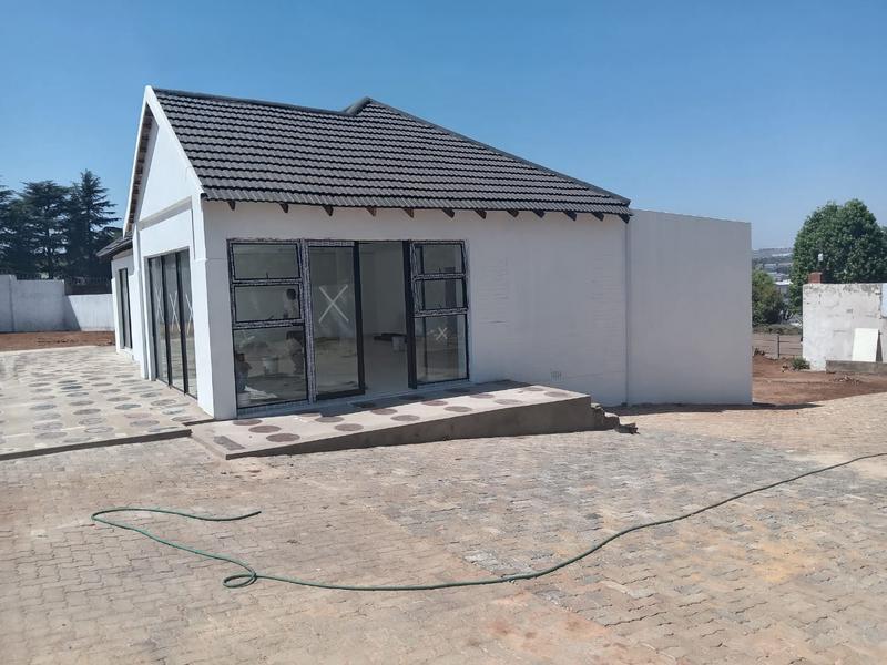 To Let commercial Property for Rent in Edenvale Gauteng