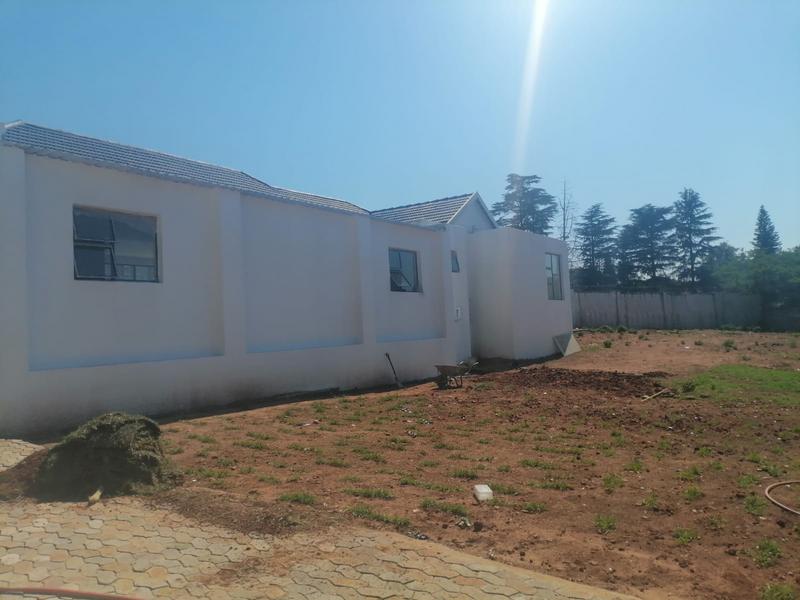 To Let commercial Property for Rent in Edenvale Gauteng