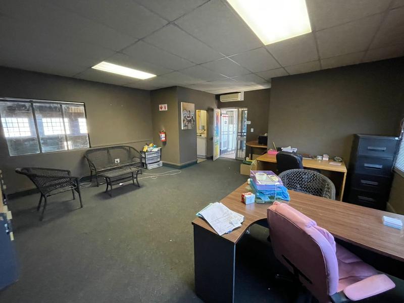 To Let commercial Property for Rent in Hennopspark Gauteng