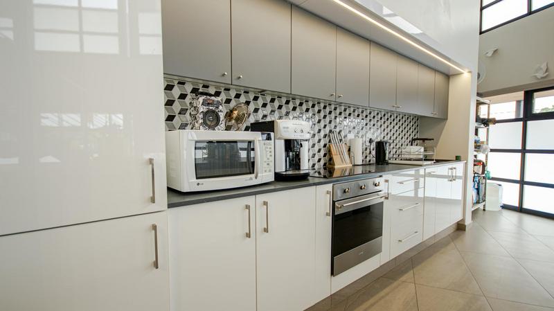 2 Bedroom Property for Sale in Menlo Park Gauteng