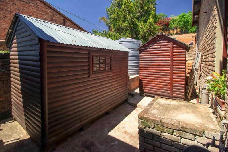 4 Bedroom Property for Sale in Helderkruin Gauteng