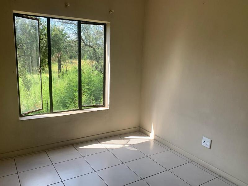 2 Bedroom Property for Sale in Ravenswood Gauteng