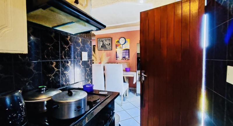 3 Bedroom Property for Sale in Windmill Park Gauteng