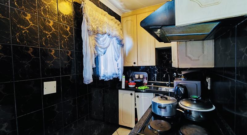 3 Bedroom Property for Sale in Windmill Park Gauteng