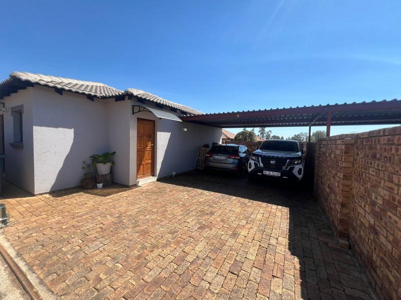 3 Bedroom Property for Sale in Chantelle Gauteng