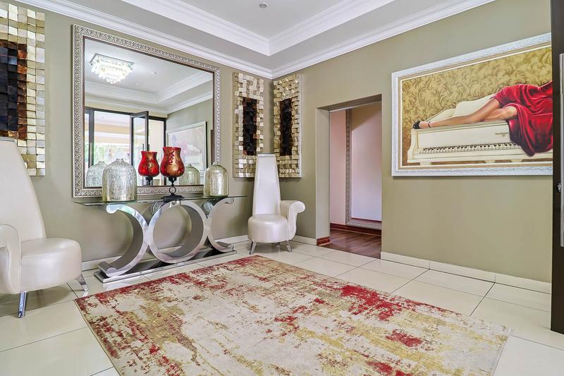 5 Bedroom Property for Sale in Alberante Gauteng