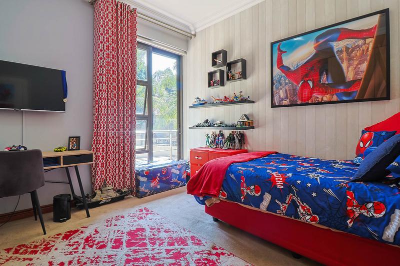 5 Bedroom Property for Sale in Alberante Gauteng