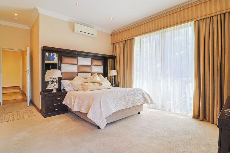 5 Bedroom Property for Sale in Alberante Gauteng