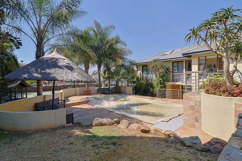 5 Bedroom Property for Sale in Alberante Gauteng