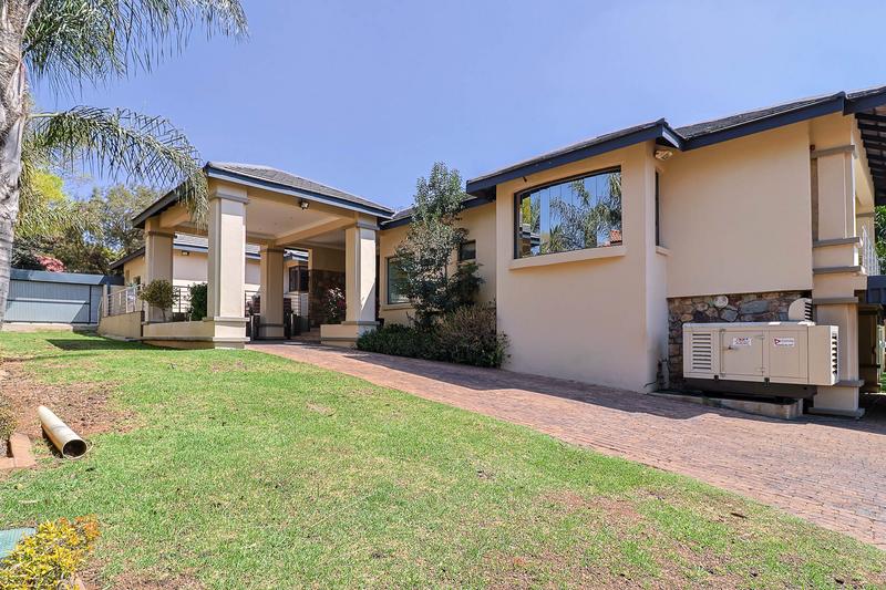 5 Bedroom Property for Sale in Alberante Gauteng