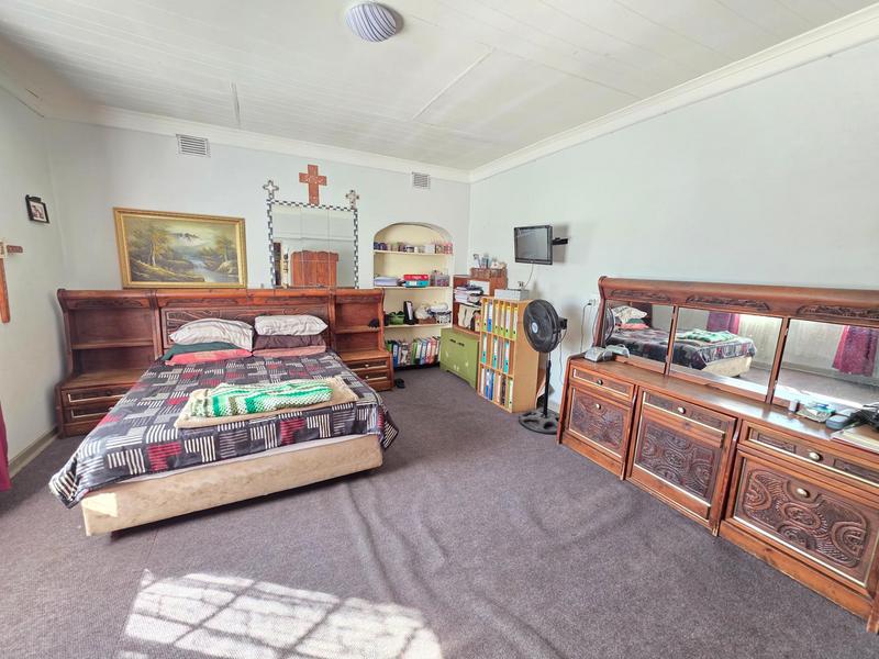 4 Bedroom Property for Sale in Rothdene Gauteng