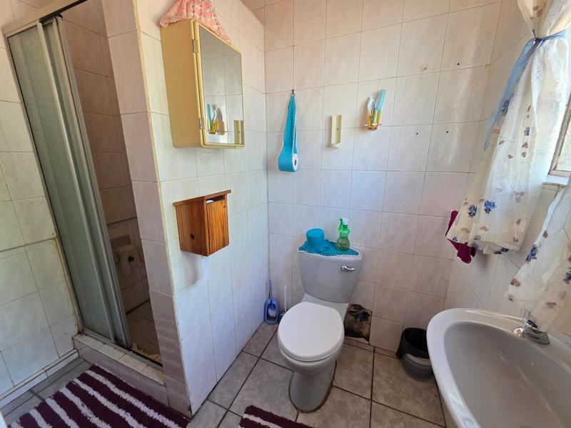 4 Bedroom Property for Sale in Rothdene Gauteng