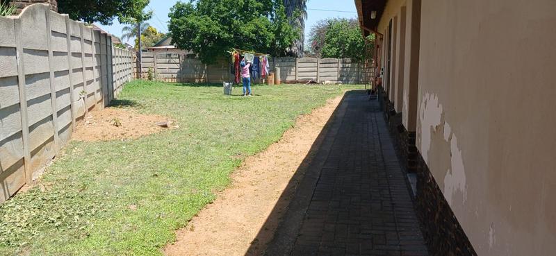 3 Bedroom Property for Sale in Birchleigh North Gauteng