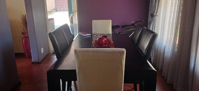 3 Bedroom Property for Sale in Birchleigh North Gauteng