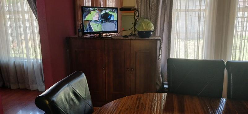 3 Bedroom Property for Sale in Birchleigh North Gauteng