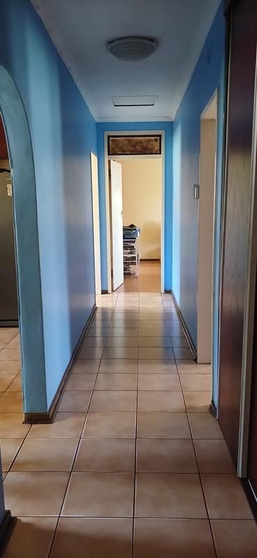 3 Bedroom Property for Sale in Birchleigh North Gauteng