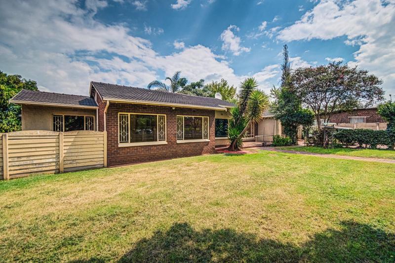 To Let 3 Bedroom Property for Rent in Dinwiddie Gauteng