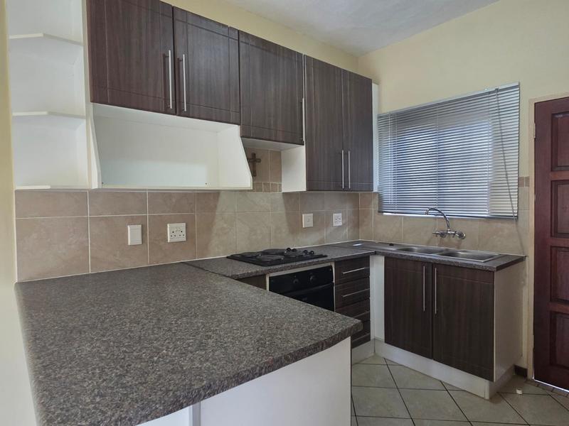 To Let 2 Bedroom Property for Rent in Mooikloof Ridge Gauteng