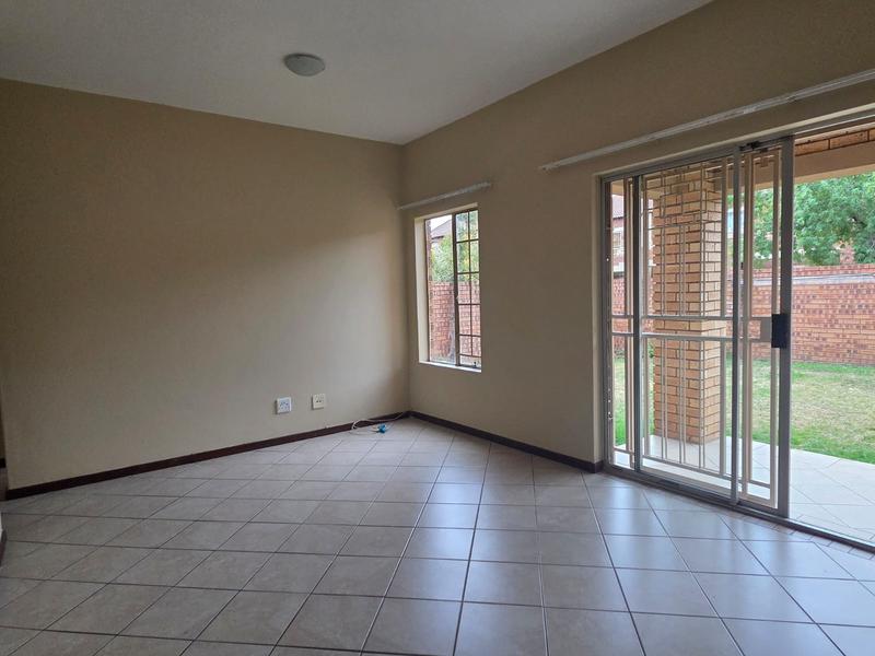 To Let 2 Bedroom Property for Rent in Mooikloof Ridge Gauteng